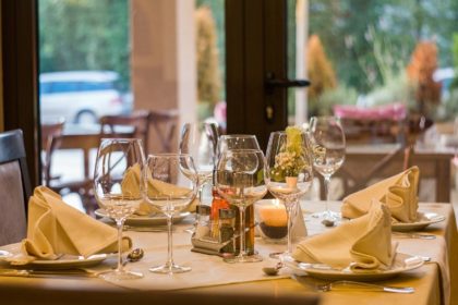 restaurant-food-supply-chain-logistics-LeSaint 3PL Logistics Food and Beverage Logistics LeSaint